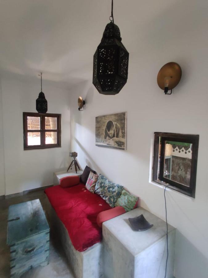 Jardin D'Ulysse & Hard Rock Bed & Breakfast Morjim Eksteriør bilde